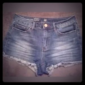 SO Blue jean Shorts Jr's size 9